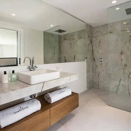 Diamond Villa